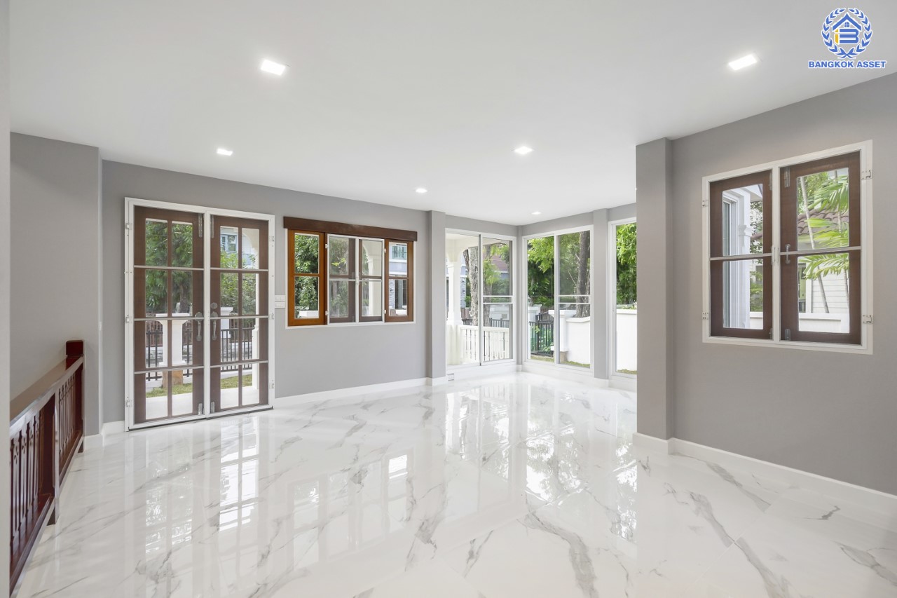 คฤหาสน์มือสองตกแต่งใหม่ ม.ลัดดารมย์ เพชรเกษม69  ตกแต่งหรูหราดีไซน์สุด Classic เนื้อที่ 103.2 ตร.ว. ฟังก์ชันจัดเต็ม 4 ห้องนอน 4 ห้องน้ำ จอดรถได้ถึง 4 คัน พร้อมพื้นที่สนามหญ้าด้านข้างกว้างกว่า 200 ตร.ม. บนทำเลศักยภาพ เชื่อมต่อหลายเส้นทาง ใกล้เดอะมอลล์บางแค จุดขึ้นทางด่วน "เพชรเกษม" และรถไฟฟ้าสายสีน้ำเงิน "สถานีหลักสอง"...